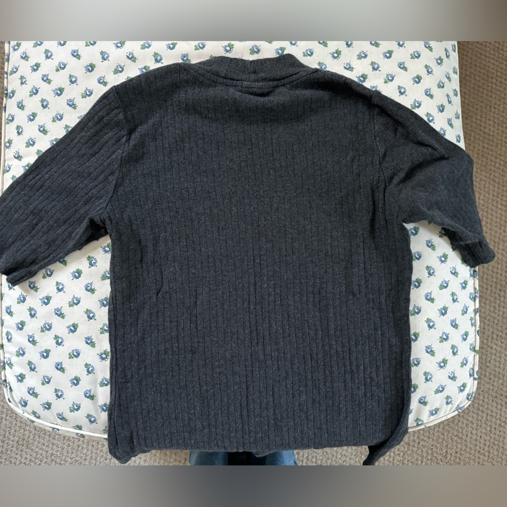 Uniqlo Short Sleeve Mockneck Tee Charcoal Gray